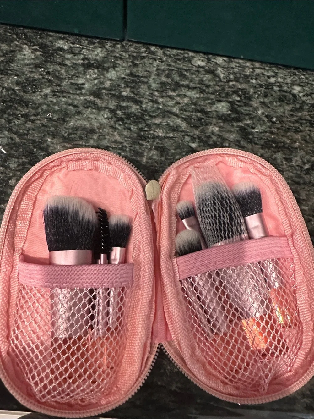 Travel Compact Makeup  Brush set